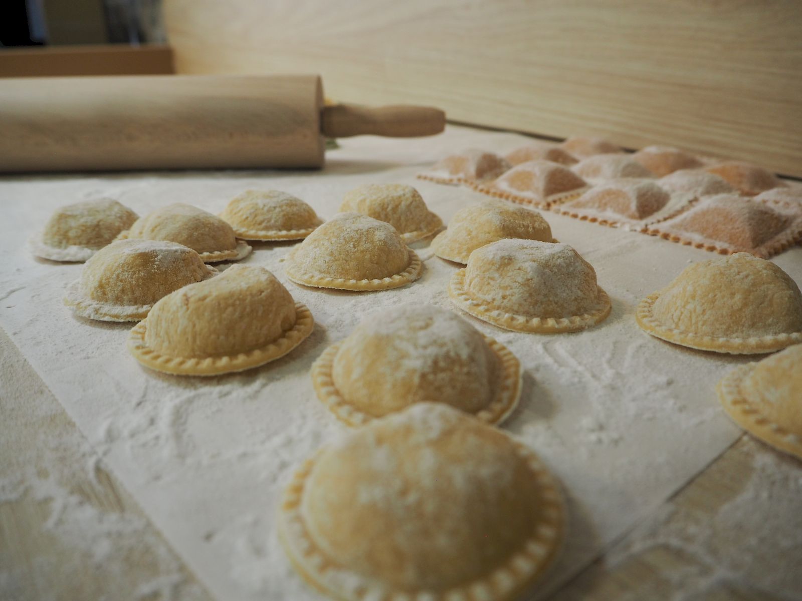 Raviolones